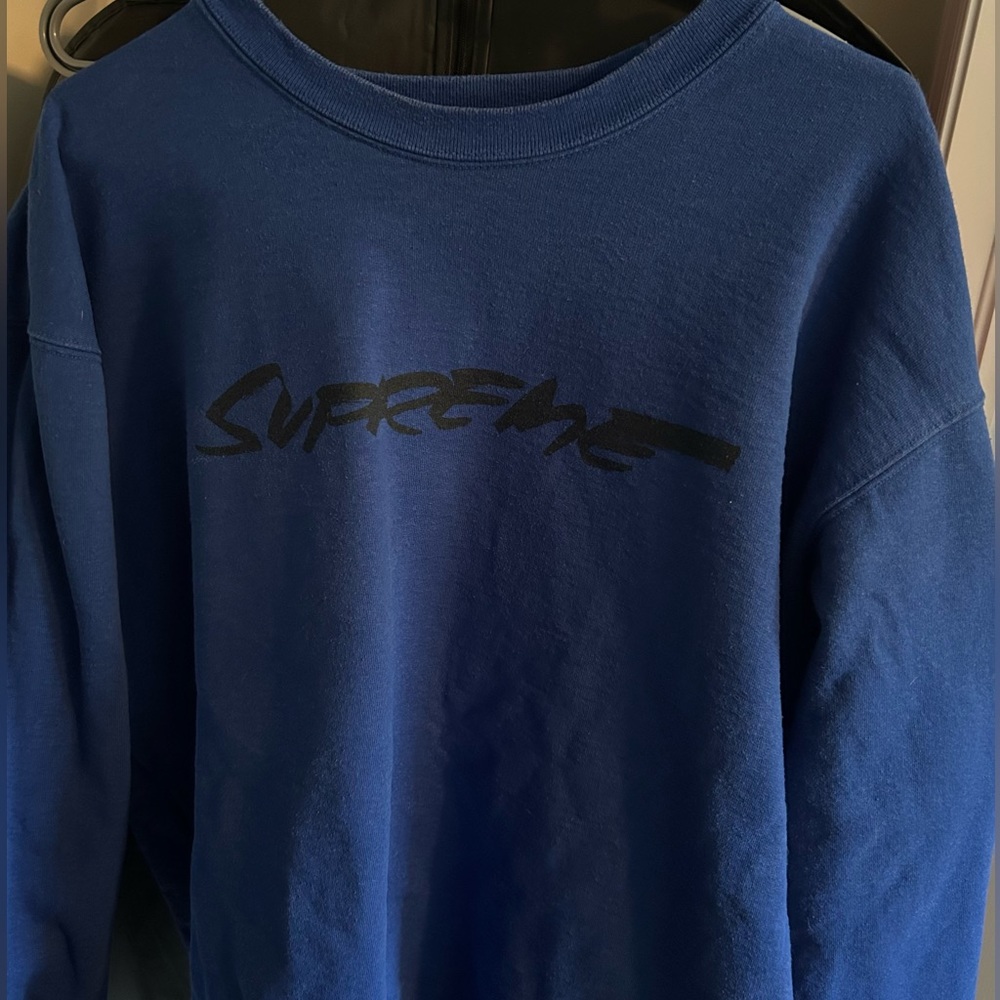 Blue Supreme crew neck